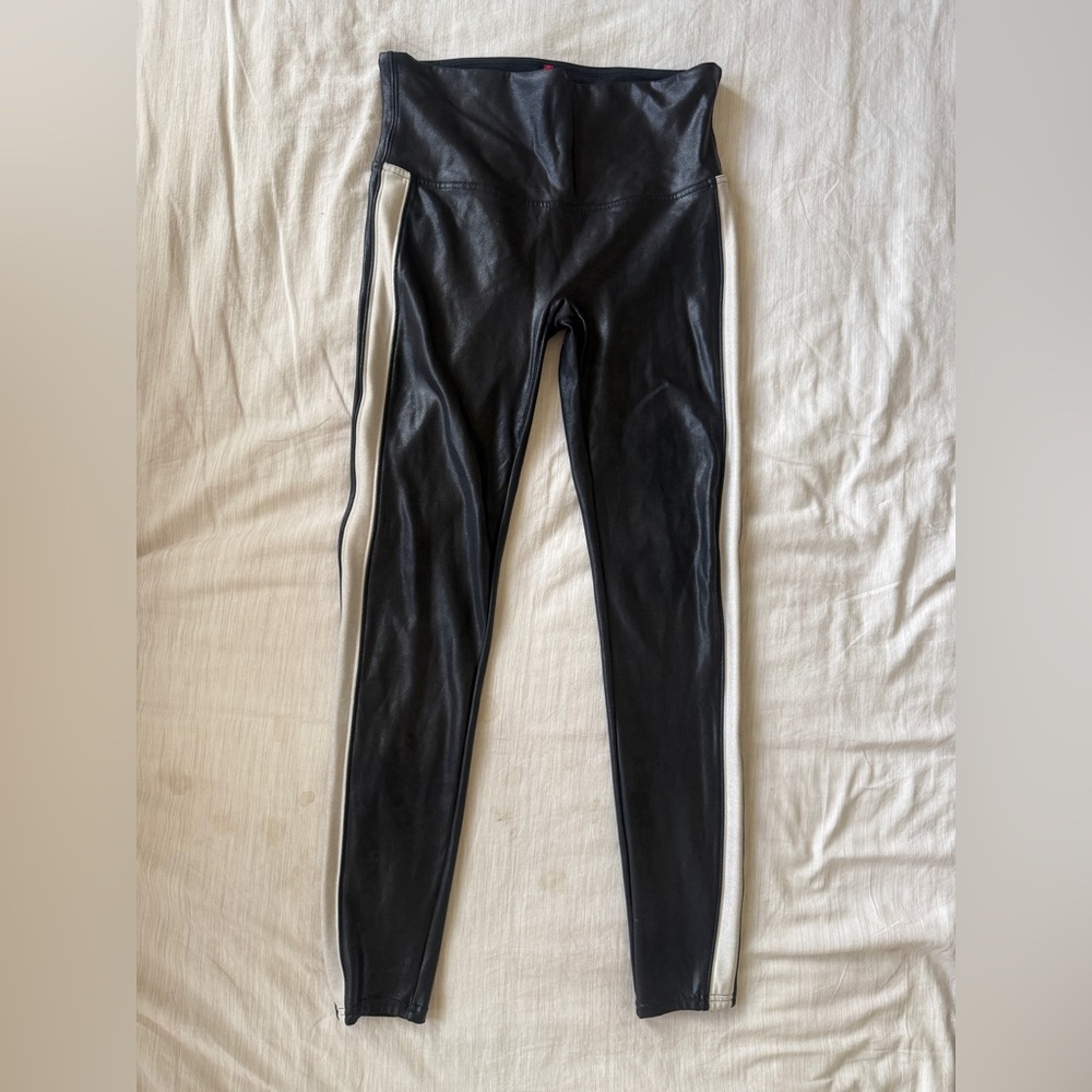 SPANX Spanx Tuxedo faux leather striped leggings